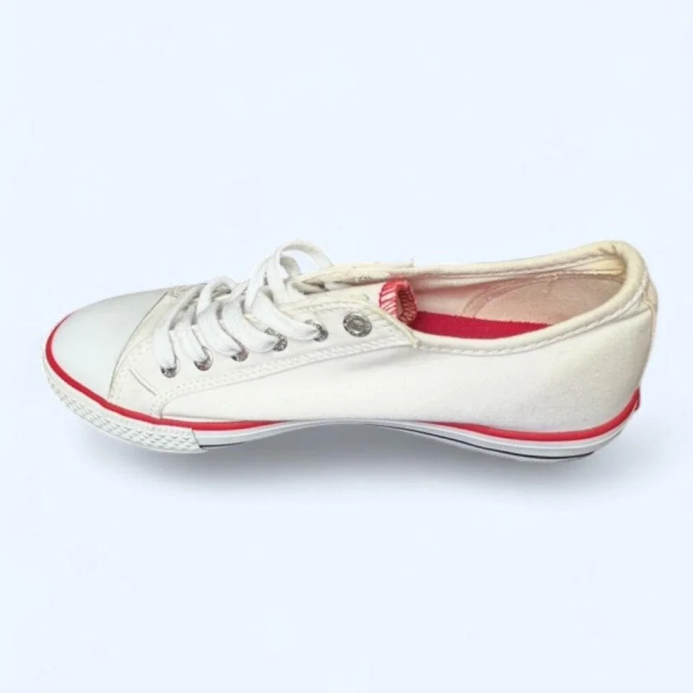 White Canvas Levi's Sneakers 8.5